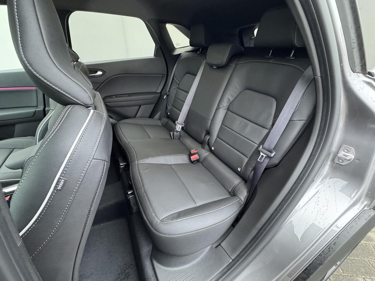 Mitsubishi GRANDIS 1.8 HEV Instyle / 8 jaar fabrieksgarantie / Elektrochromatisch glazen panoramadak / Google Assistent / Stuurwiel- en Stoelverwarming voor / Adaptieve Cruise Control / Verwarmde Voorruit / Climate Control / Keyless Entry & Start / Elektrisch Verstelbare Be