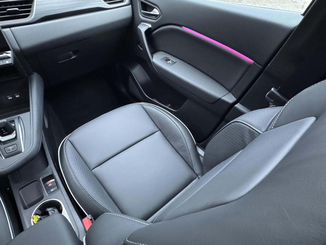 Mitsubishi GRANDIS 1.8 HEV Instyle / 8 jaar fabrieksgarantie / Elektrochromatisch glazen panoramadak / Google Assistent / Stuurwiel- en Stoelverwarming voor / Adaptieve Cruise Control / Verwarmde Voorruit / Climate Control / Keyless Entry & Start / Elektrisch Verstelbare Be