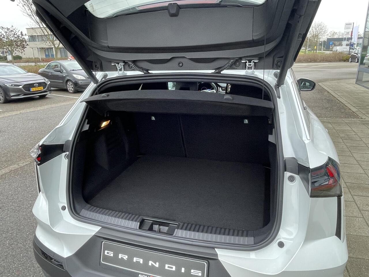 Mitsubishi GRANDIS 1.8 HEV Instyle ¤2000 introductiekorting