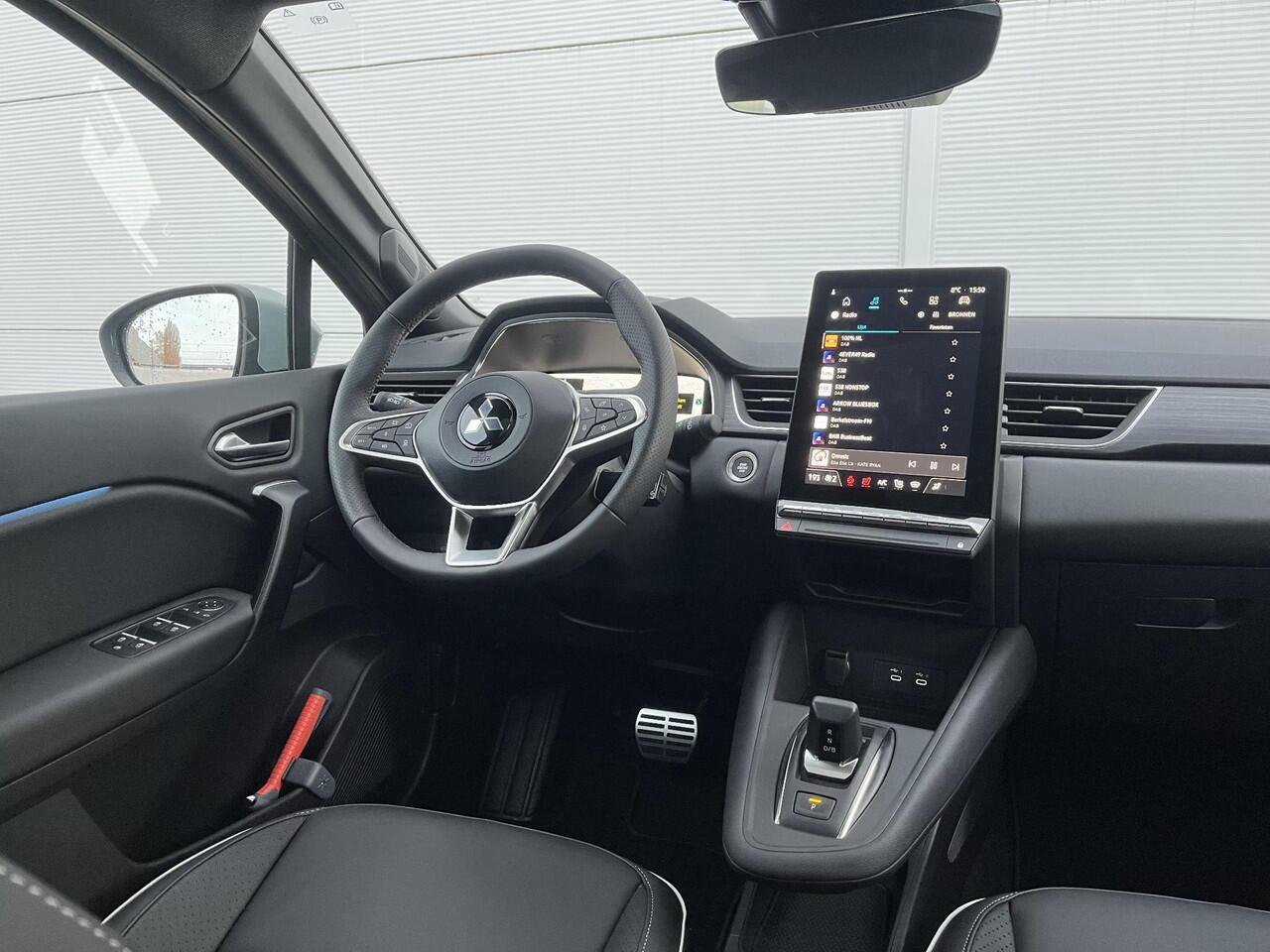 Mitsubishi GRANDIS 1.8 HEV Instyle / 8 jaar fabrieksgarantie / Elektrochromatisch glazen panoramadak / Google Assistent / Stuurwiel- en Stoelverwarming voor / Adaptieve Cruise Control / Verwarmde Voorruit / Climate Control / Keyless Entry & Start / Elektrisch Verstelbare Be