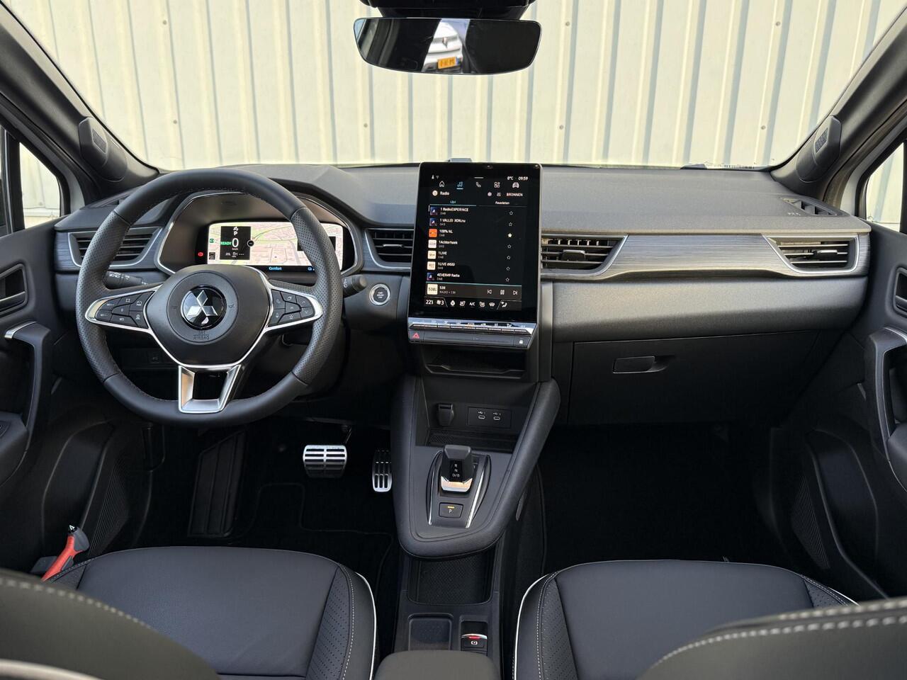 Mitsubishi GRANDIS 1.8 HEV Instyle / Lederen Bekleding / Stoel- en Stuurverwarming / Google Maps Navigatie / Harman/Kardon Audio / 360 Graden Camera / Panoramadak / Elektrisch Verstelbare Stoel / Elektrische Kofferbak / Adaptive Cruise Control /