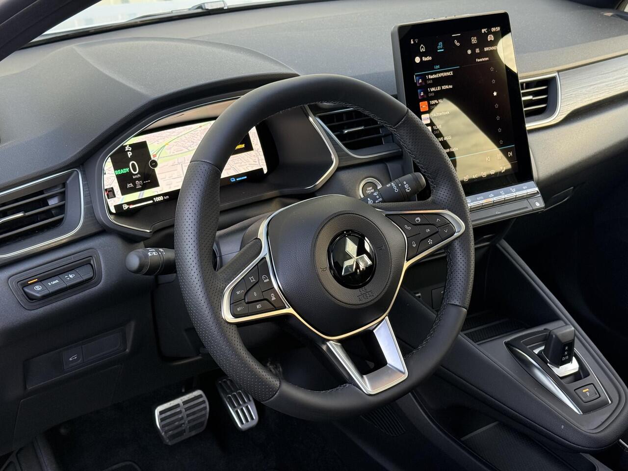 Mitsubishi GRANDIS 1.8 HEV Instyle / Lederen Bekleding / Stoel- en Stuurverwarming / Google Maps Navigatie / Harman/Kardon Audio / 360 Graden Camera / Panoramadak / Elektrisch Verstelbare Stoel / Elektrische Kofferbak / Adaptive Cruise Control /