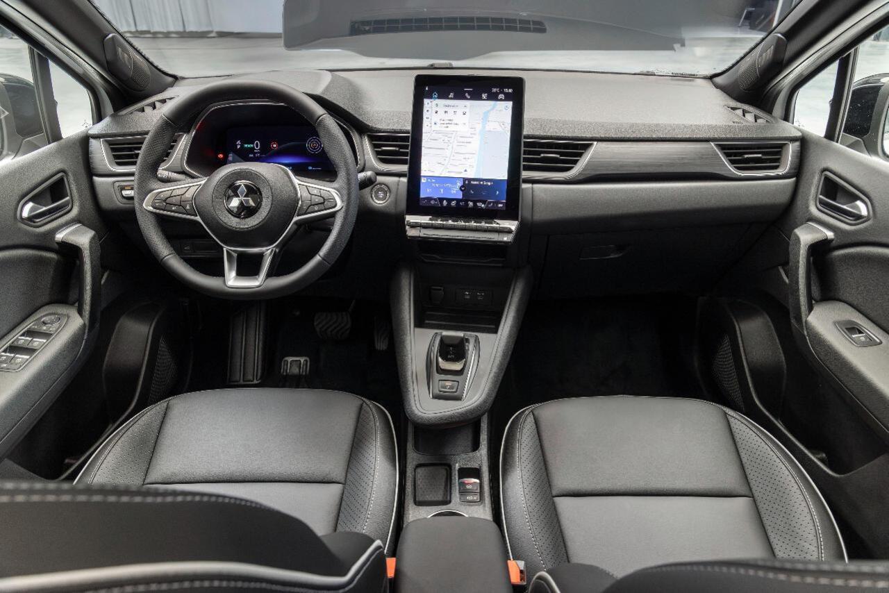 Mitsubishi GRANDIS 1.8 HEV intense Nieuw te bestellen , foto's kunnen afwijken , verwacht 2026