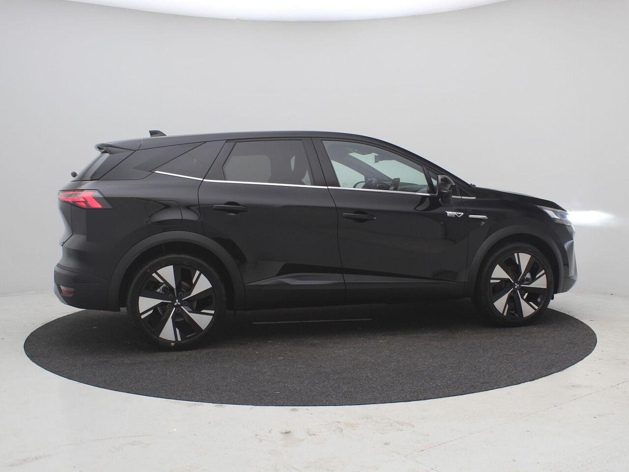 Mitsubishi GRANDIS 1.8 HEV Instyle / ¤ 2.000,- Voordeel op de Nieuwprijs / Prijs is rijklaar / Direct leverbaar / 8 jaar fabrieksgarantie / Elektrochromatisch glazen panoramadak / Google Assistent / Stuurwiel- en Stoelverwarming voor / Adaptieve Cruise Control / Verwarmde V