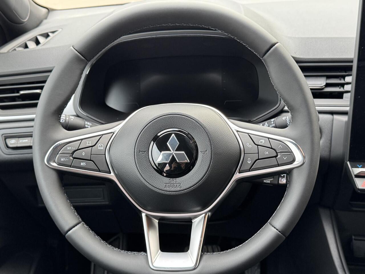 Mitsubishi GRANDIS 1.8 HEV Intense / ¤1.000,- Euro Introductievoordeel / 8 Jaar Fabrieksgarantie! / Nieuw Uit Voorraad Leverbaar / Achteruitrijcamera / Apple Carplay & Android Auto / Keyless Entry & Start / Climate Control /