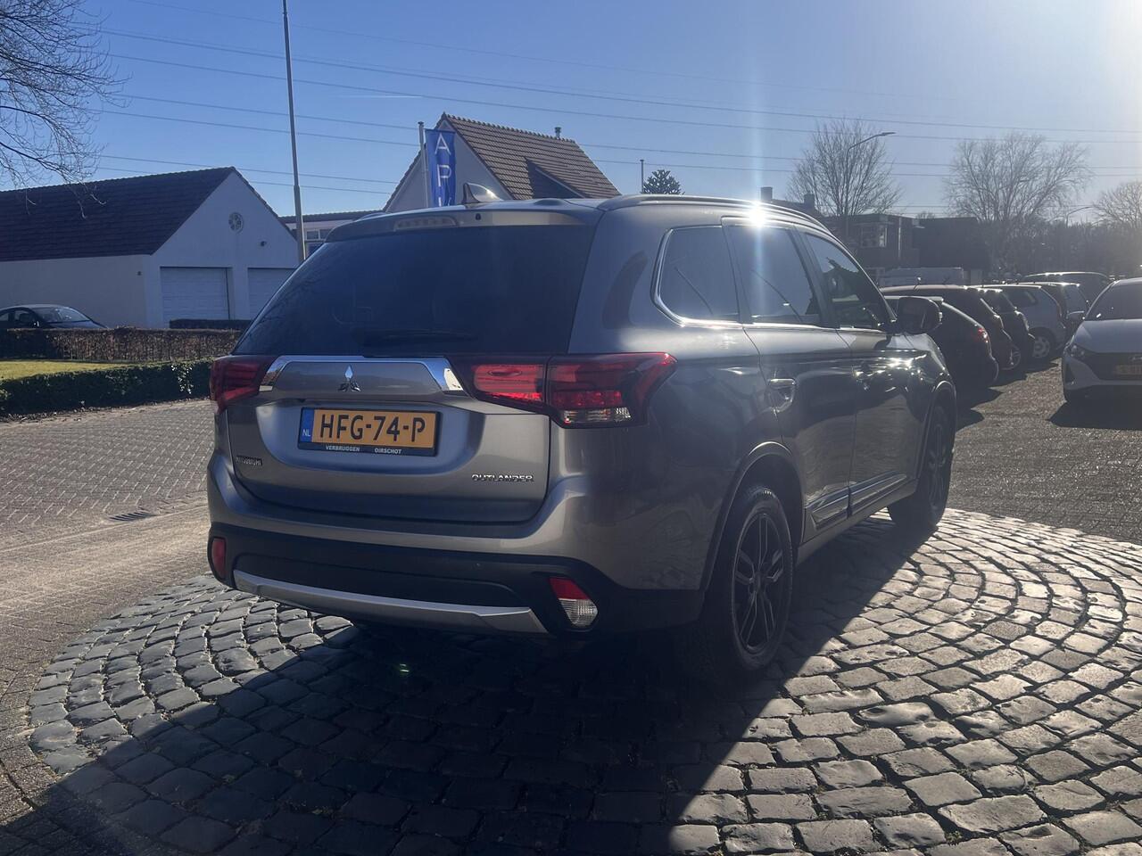 Mitsubishi OUTLANDER 2.0 Business Edition | 17" LMV | Carplay | Cruise | Stoelverw. | All-in rijklaarprijs