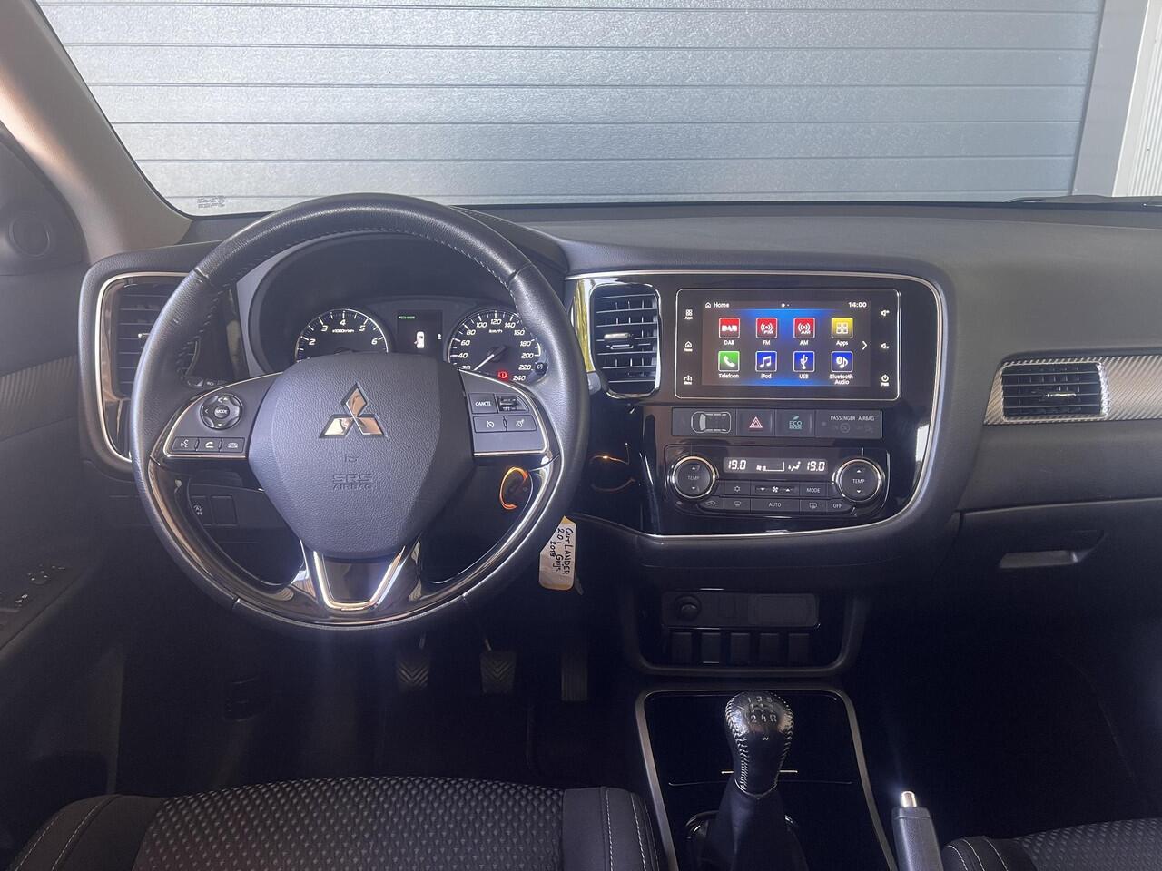 Mitsubishi OUTLANDER 2.0 Business Edition | 17" LMV | Carplay | Cruise | Stoelverw. | All-in rijklaarprijs