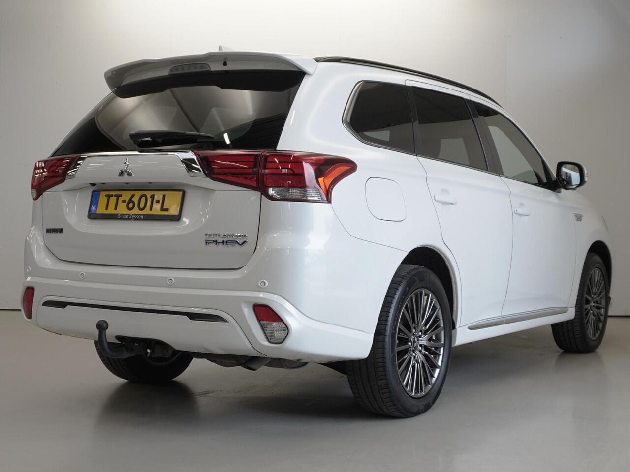 Mitsubishi OUTLANDER 2.4 PHEV S-Edition | NL Auto | Billstein Schokbrekers | Standkachel | Schuifdak | Trekhaak