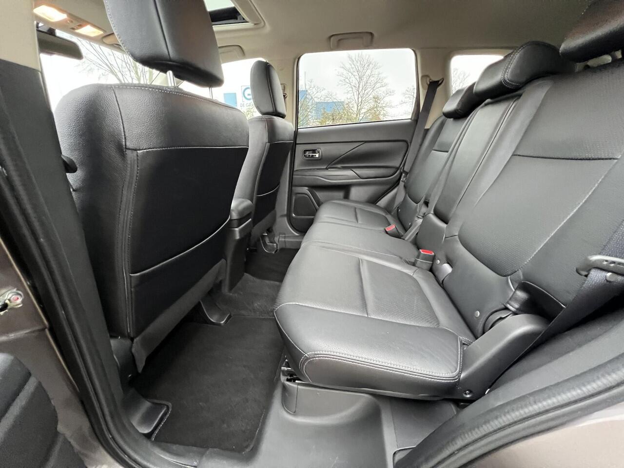 Mitsubishi OUTLANDER 2.0 Instyle | AUTOMAAT | TREKHAAK | 7 PERS | 1E EIGENAAR | LEDER | 360 CAMERA | VOORRUIT + STUUR & STOELVERWARMING | 1600kg TREKGEWICHT |