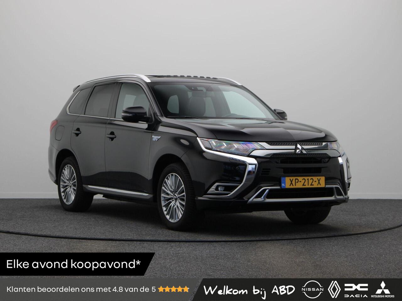 Mitsubishi OUTLANDER 2.4 PHEV Instyle | Lederen interieur | Trekhaak | Panoramadak |