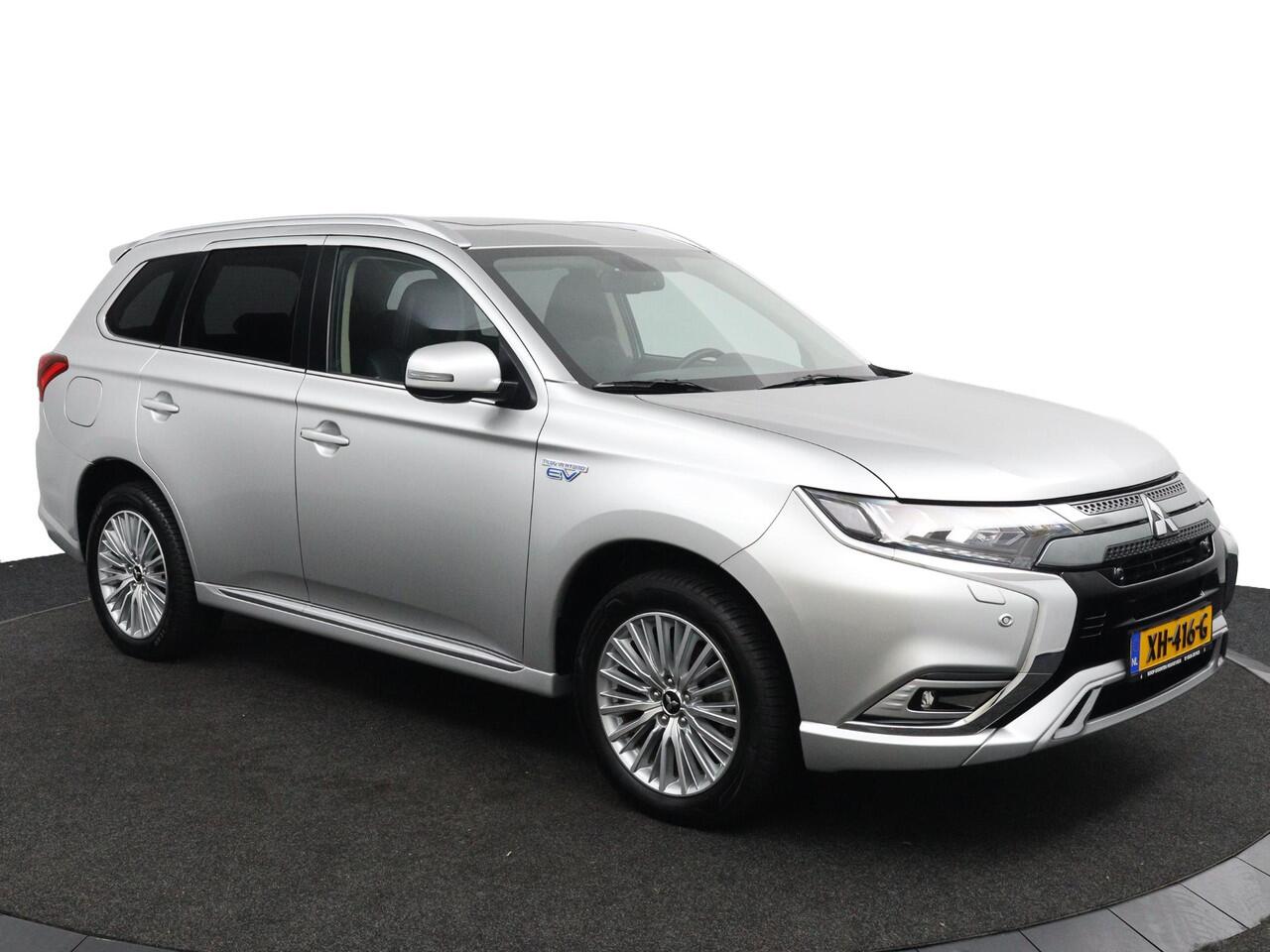 Mitsubishi OUTLANDER 2.4 PHEV Intense+ Rijklaarprijs! Dealeronderhouden! Trekhaak!