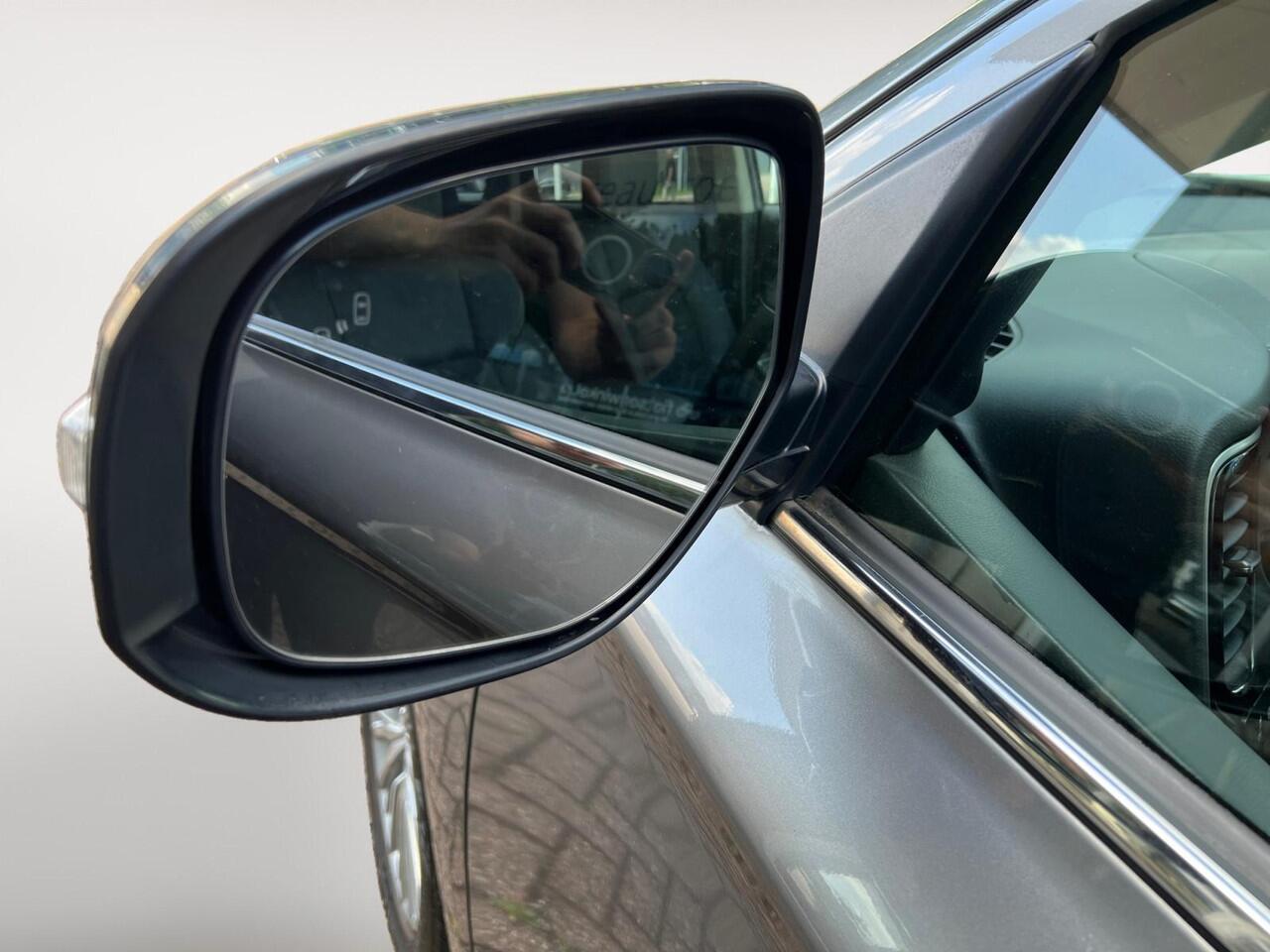 Mitsubishi OUTLANDER 2.4 PHEV Intense+ | CAMERAS | NL-AUTO | GARANTIE | TREKHAAK |