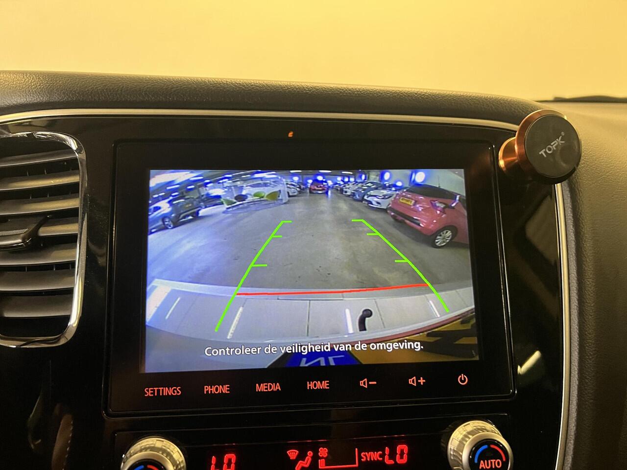 Mitsubishi OUTLANDER 2.4 PHEV Pure | Apple CarPlay / Android Auto navigatie | Achteruitrijcamera | Trekhaak |