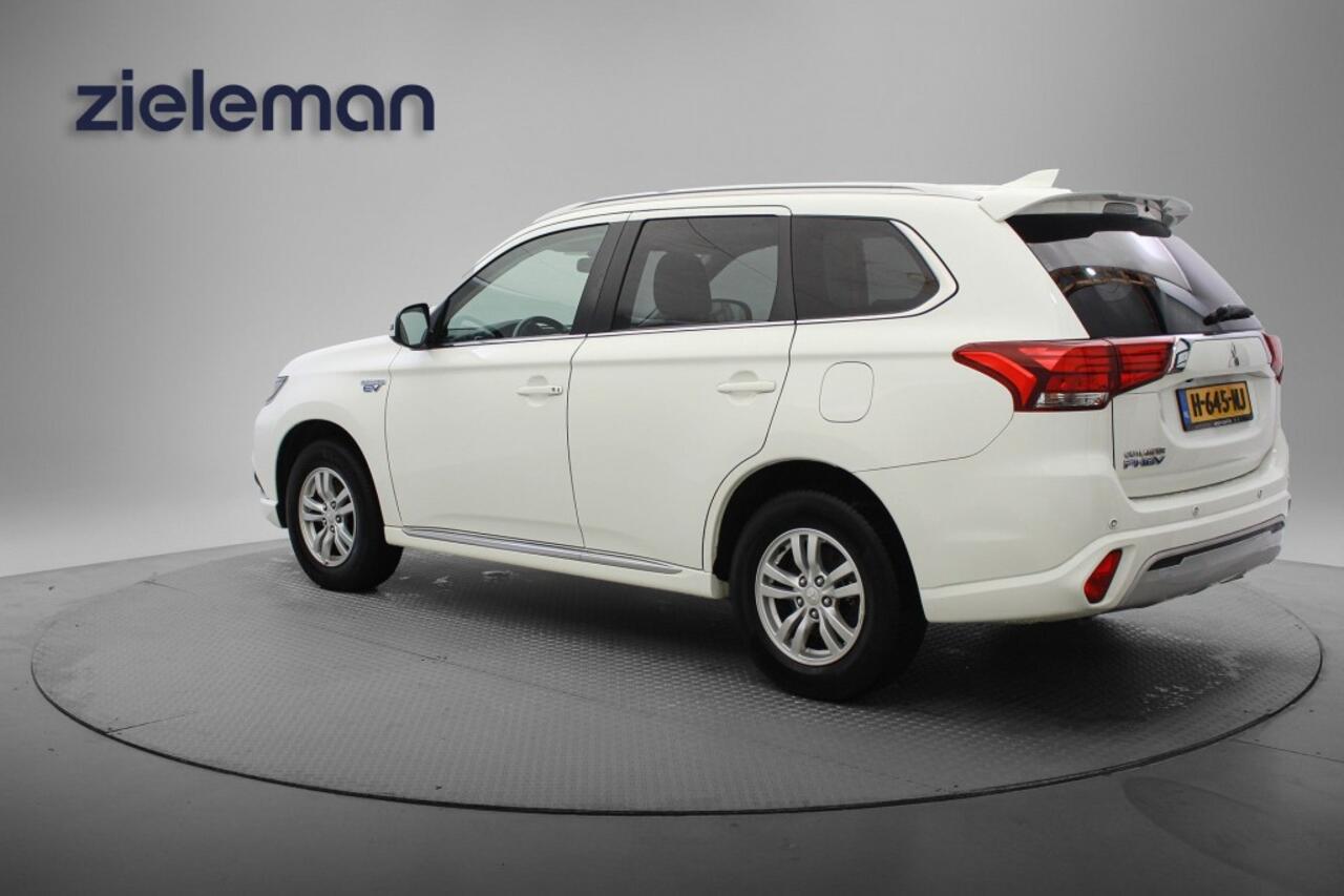 Mitsubishi OUTLANDER 2.4 PHEV Pure - Navi, Camera, Stoelverw.