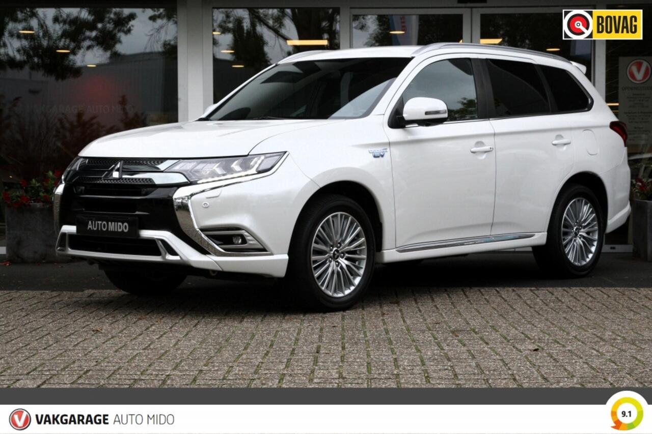 Mitsubishi OUTLANDER 2.4 PHEV 4WD Instyle | Trekhaak | Winterbanden set