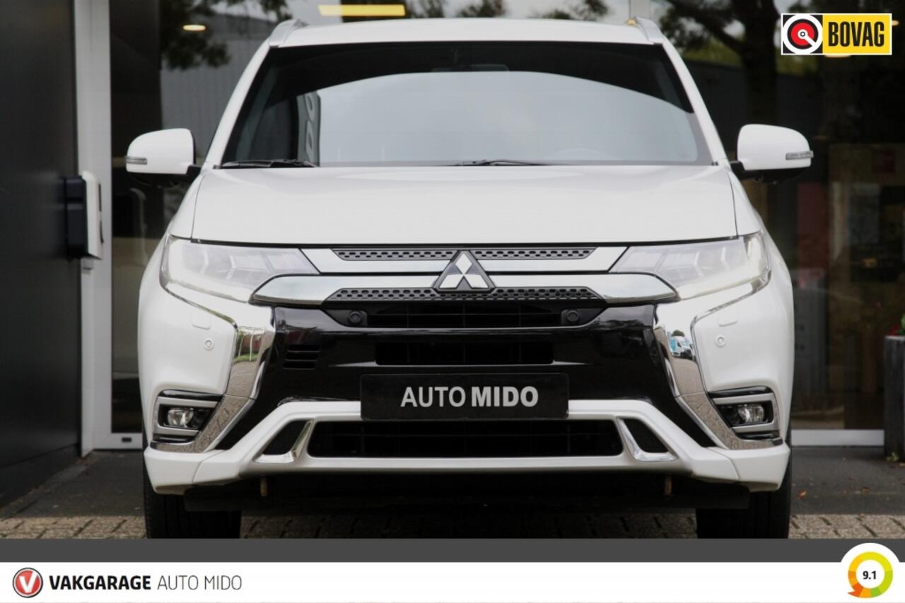 Mitsubishi OUTLANDER 2.4 PHEV 4WD Instyle | Trekhaak | Winterbanden set