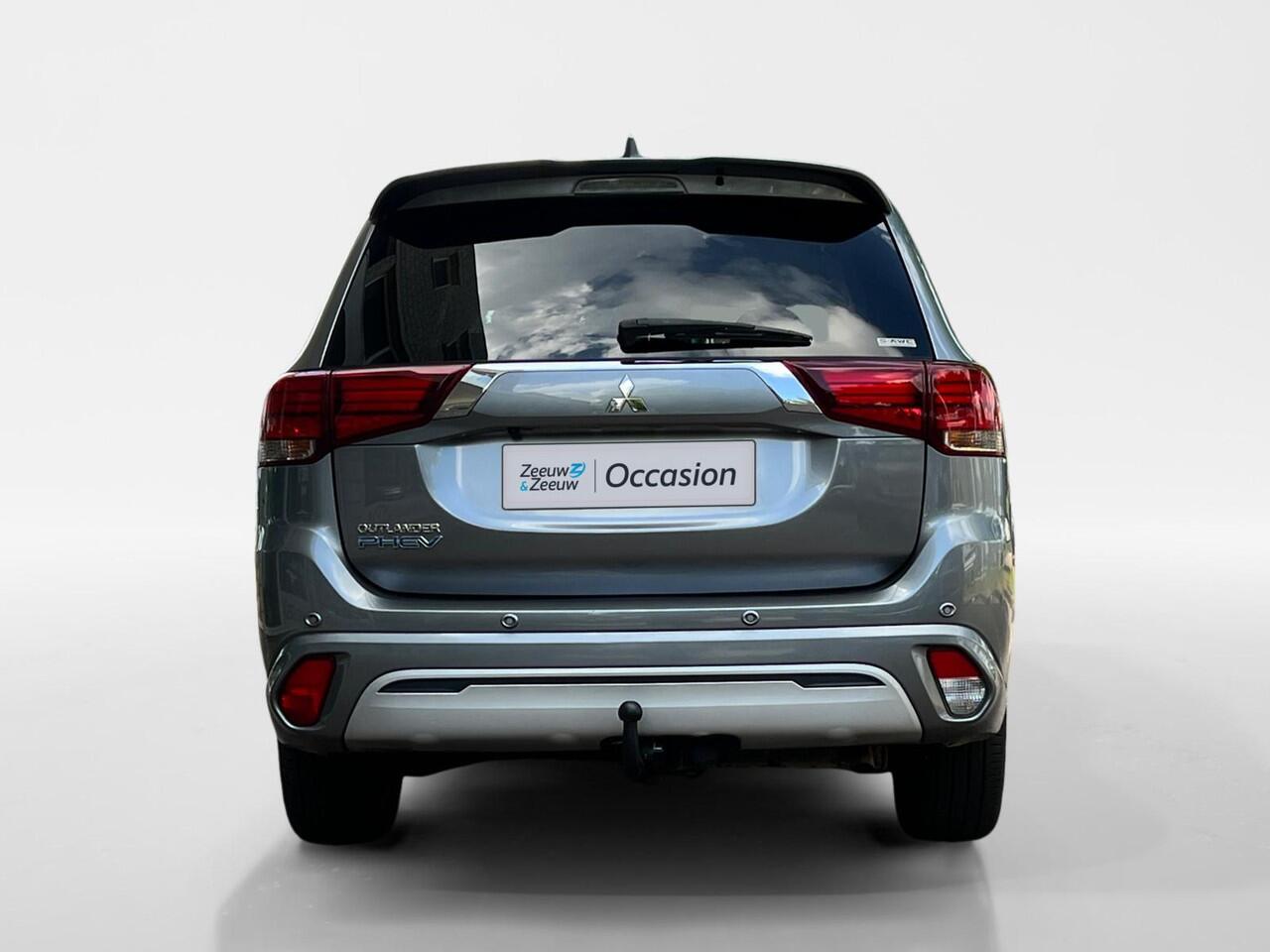 Mitsubishi OUTLANDER 2.4 PHEV Intense+ | CAMERAS | NL-AUTO | GARANTIE | TREKHAAK |