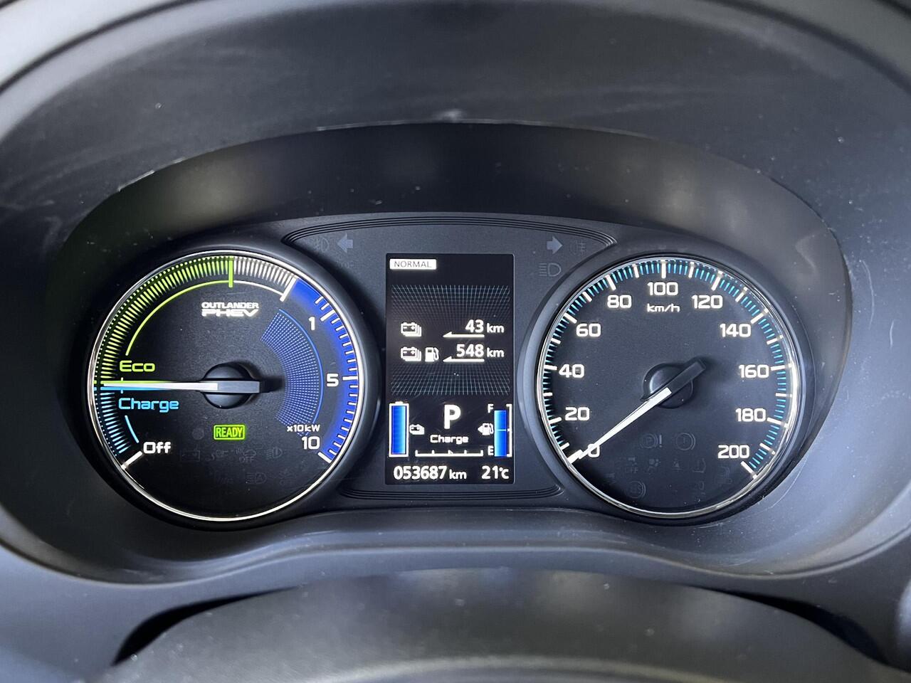 Mitsubishi OUTLANDER 2.4 PHEV Pure+ | 18" LMV | Camera | Stoelverw. | Carplay | ALL-Season | All-in rijklaarprijs