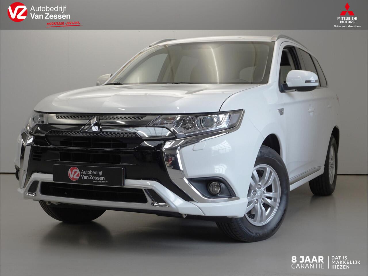 Mitsubishi OUTLANDER 2.4 PHEV Pure | APP Connect | Trekhaak | NL Auto | Garantie tot 24-01-2028