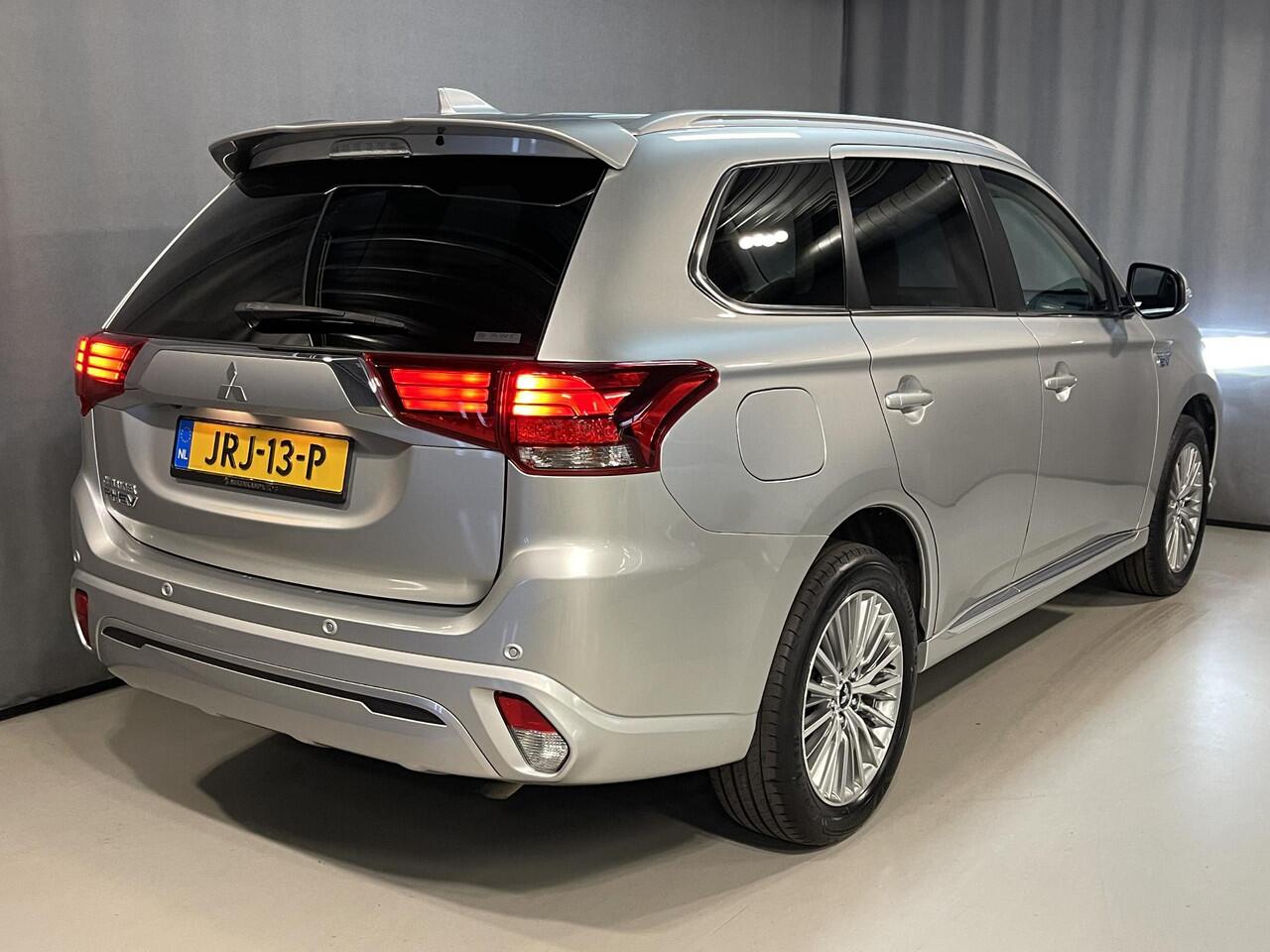 Mitsubishi OUTLANDER 2.4 PHEV Intense 18"/Adaptieve cruise/Dodehoek/LED/Stoelverwarming/PDC v+a/Camera/Apple Carplay & Android Auto