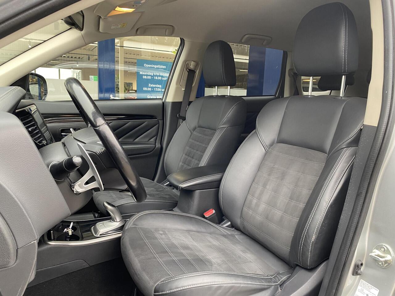 Mitsubishi OUTLANDER 2.4 PHEV Intense / Automaat / NL-Auto / Dealer-Onderhouden / 1e-Eigenaar / AWD / Afneembare-Trekhaak / Standkachel / Cruise-Control / Climate-Control / Stoelverwarming / Elektr.-Stoelen / Apple-Carplay & Android-Auto / Dodehoek-Detectie / LED / Keyless / 
