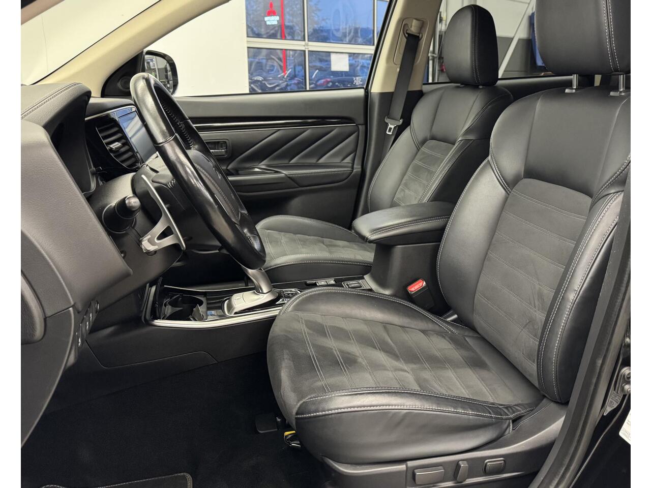 Mitsubishi OUTLANDER 2.4 PHEV Intense | NL auto | Garantie tot 20-8-2029 | Rijklaarprijs