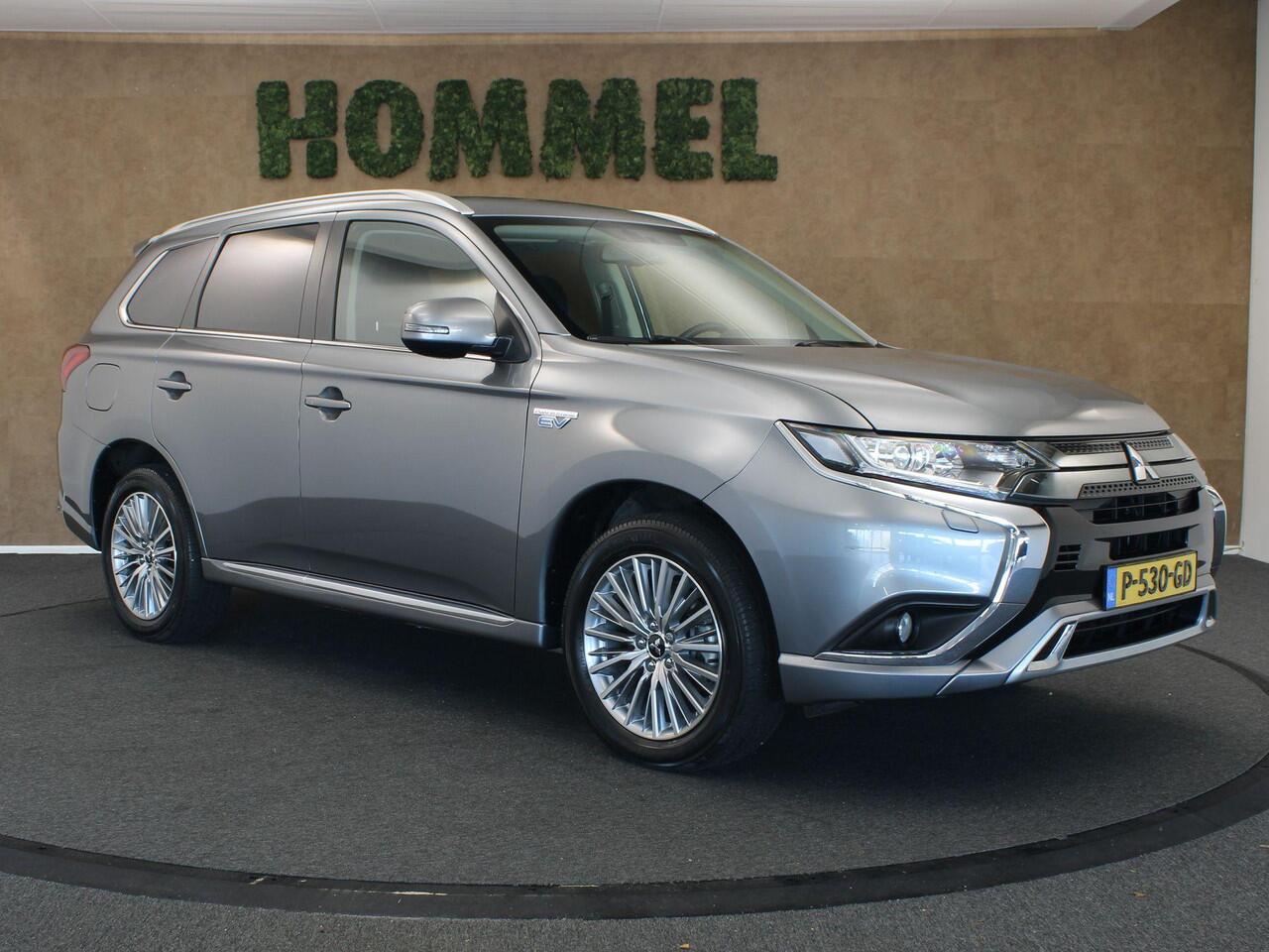 Mitsubishi OUTLANDER 2.4 PHEV Pure - CRUISE CONTROL - CAMERA - 4 WIELAANDRIJVING - CLIMATE CONTROL - 2 LAADKABELS -STOELVERWARMING VOORZIJDE - ARMSTEUN VOOR - DEALER ONDERHOUDEN -EXTRA GETINT GLAS - KEYLESS ENTRY/START
