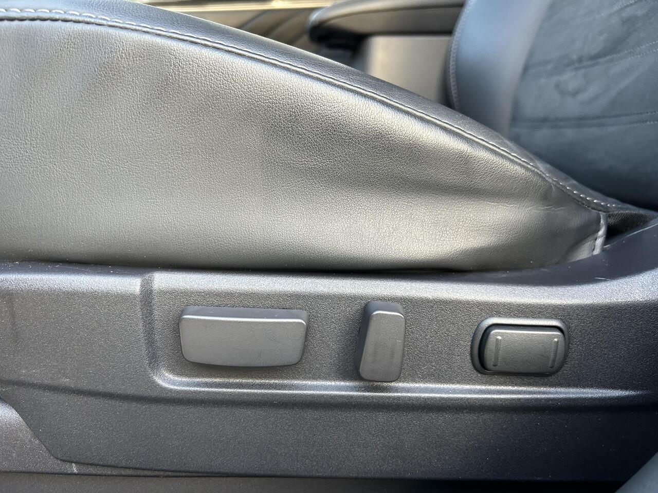 Mitsubishi OUTLANDER 2.4 PHEV Intense Edition | Rijklaar | Navigatie | Camera | Climate Control | 1500kg trekgewicht |