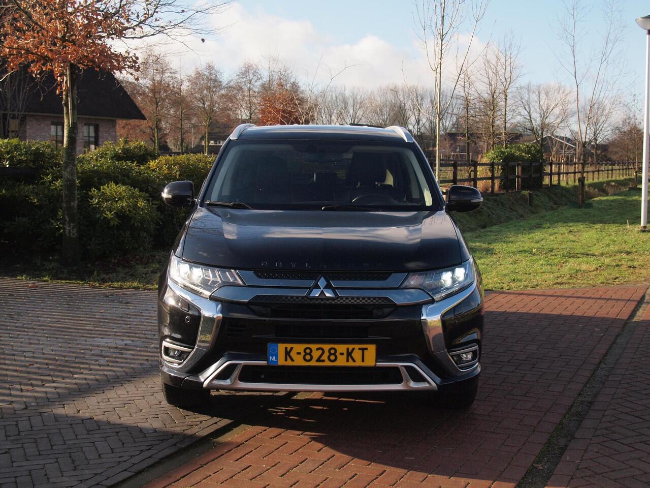 Mitsubishi OUTLANDER 2.4 PHEV Intense | Camera | Apple Carplay | Cruise Control | NL-auto |