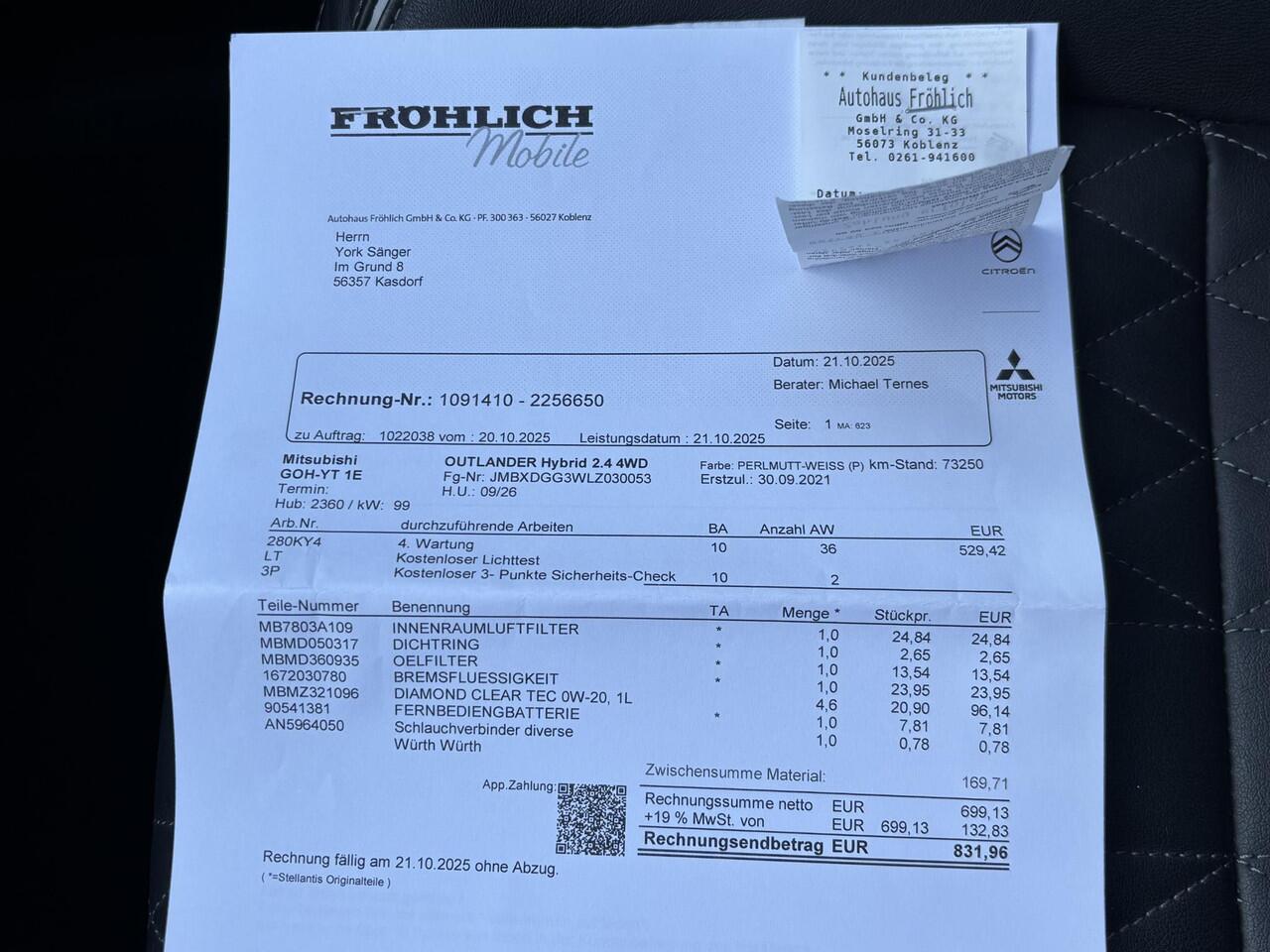 Mitsubishi OUTLANDER 2.4 PHEV Plug-in Instyle Automaat / Afn. Trekhaak / Garantie tot 9-2029 <160.000km / Adap Cruise / Dealer onderhouden / Panorama dak / 1500kg Trekgewicht / Rondomzicht Camera / Apple Carplay Android Auto / Allseason banden / Stuur & Stoelverwarming /