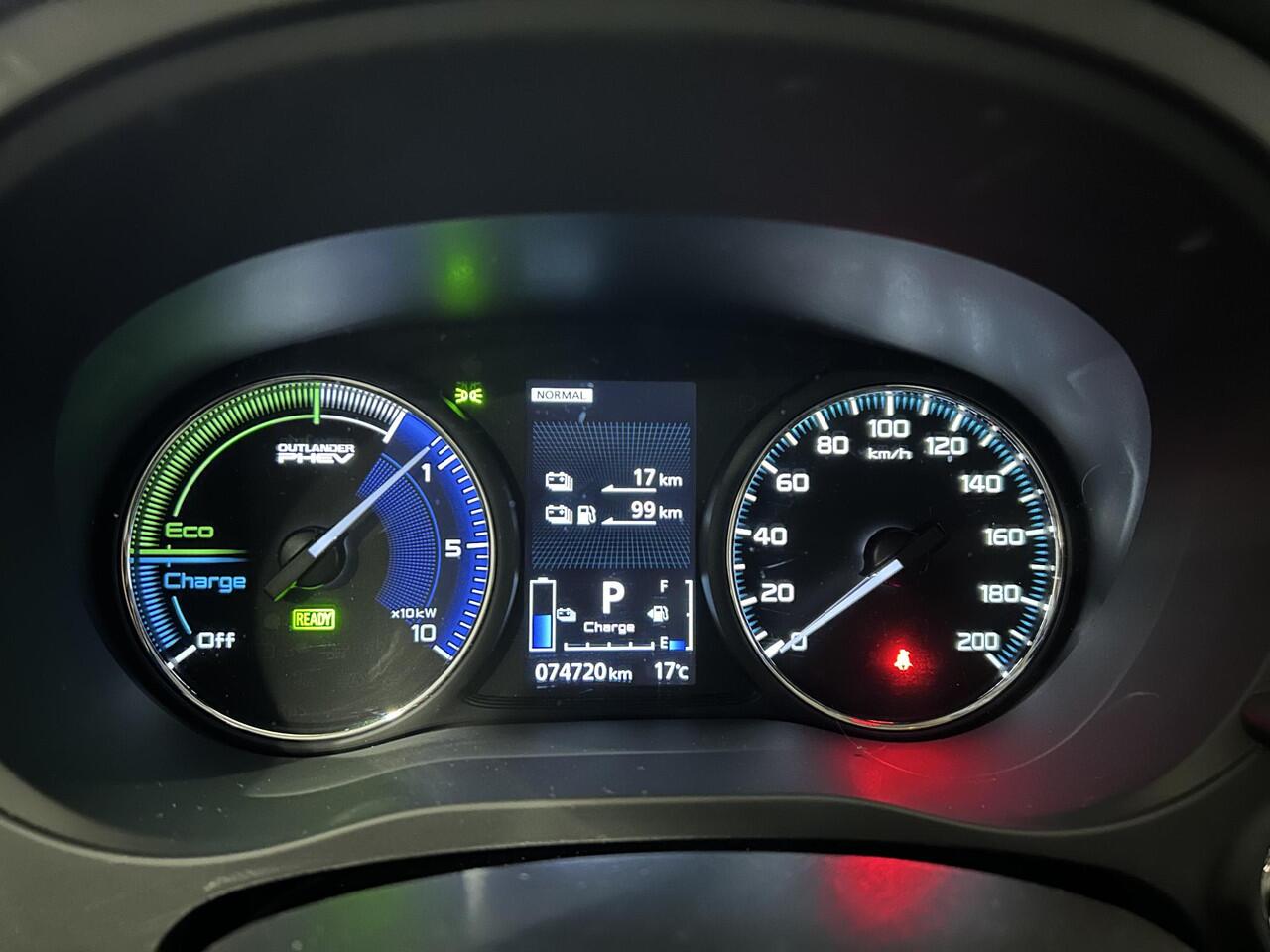 Mitsubishi OUTLANDER 2.4 PHEV Pure+ | Apple Carplay/Android Auto | Trekhaak | Achteruitrijcamera |