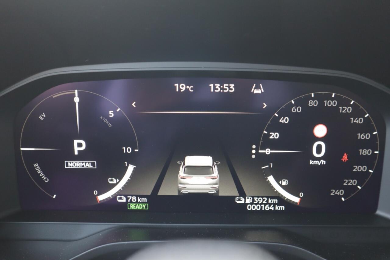 Mitsubishi OUTLANDER 2.4 PHEV Instyle+ Trekhaak/Massage/Memory/PanoDak