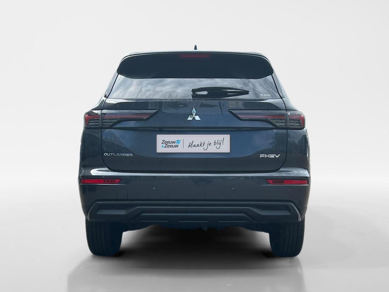 Mitsubishi OUTLANDER 2.4 PHEV Intense | 5.000 EURO KORTING | NIEUWE AUTO | 8 JAAR GARANTIE |