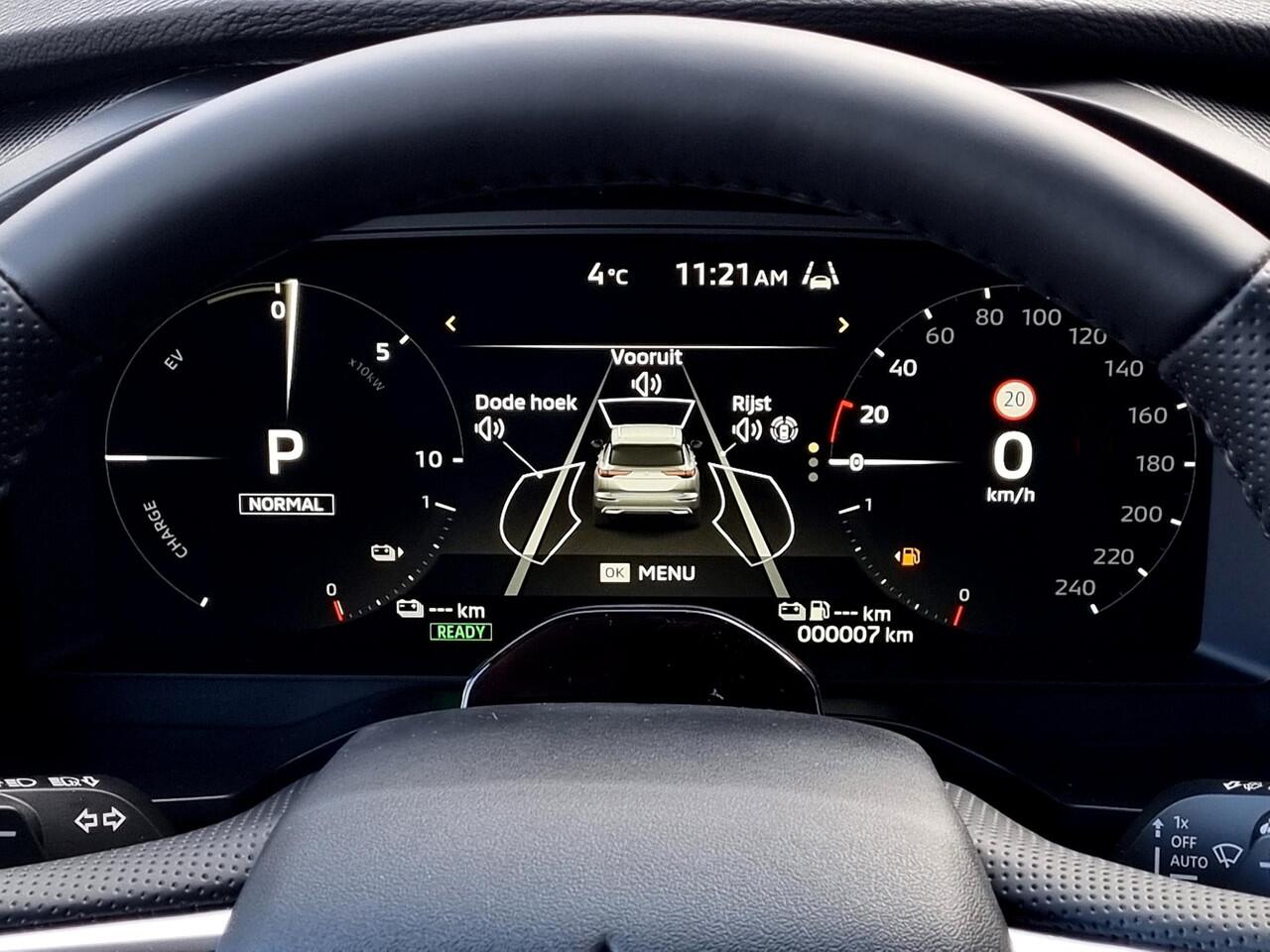 Mitsubishi OUTLANDER 2.4 PHEV First Edition / ¤4000,- Voordeel Op Nieuwprijs / Nieuw Model 2025 / Elektrische Range 86 KM WLTP / 1600KG Trekgewicht / 8 Jaar Fabrieksgarantie