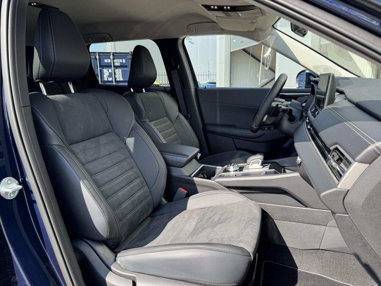 Mitsubishi OUTLANDER 2.4 PHEV First Edition