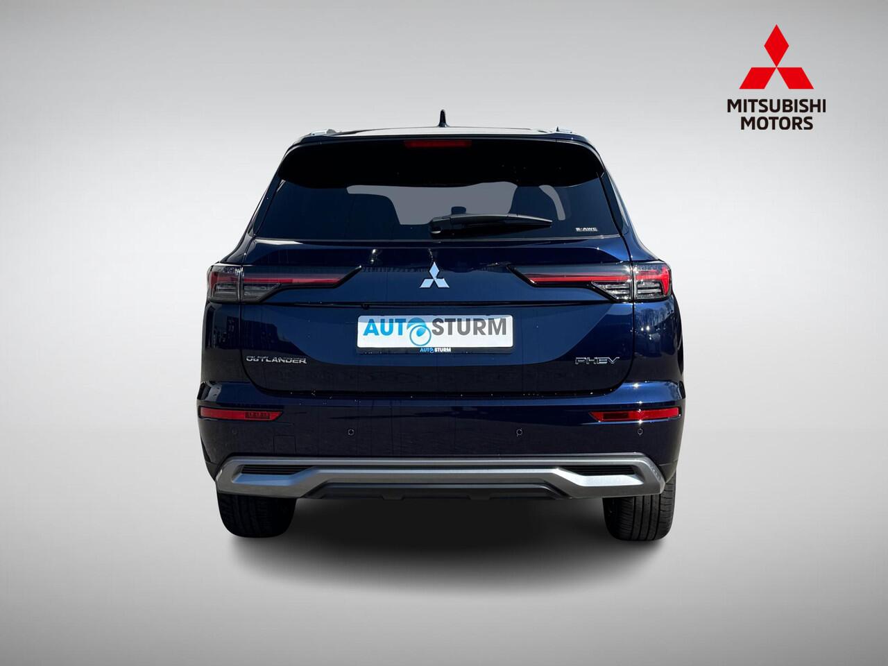 Mitsubishi OUTLANDER 2.4 PHEV First Edition