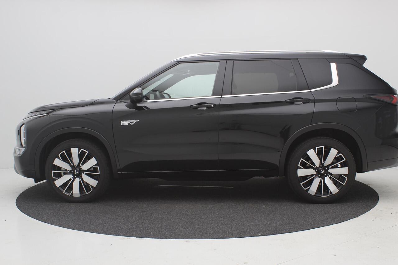 Mitsubishi OUTLANDER 2.4 PHEV Instyle+ / Groot glazen schuif-kanteldak / Lederen bekleding / HUD display / 1600KG Trekgewicht / Masage stoelen voor / 20" LMV / 8 Jaar fabrieks garantie /