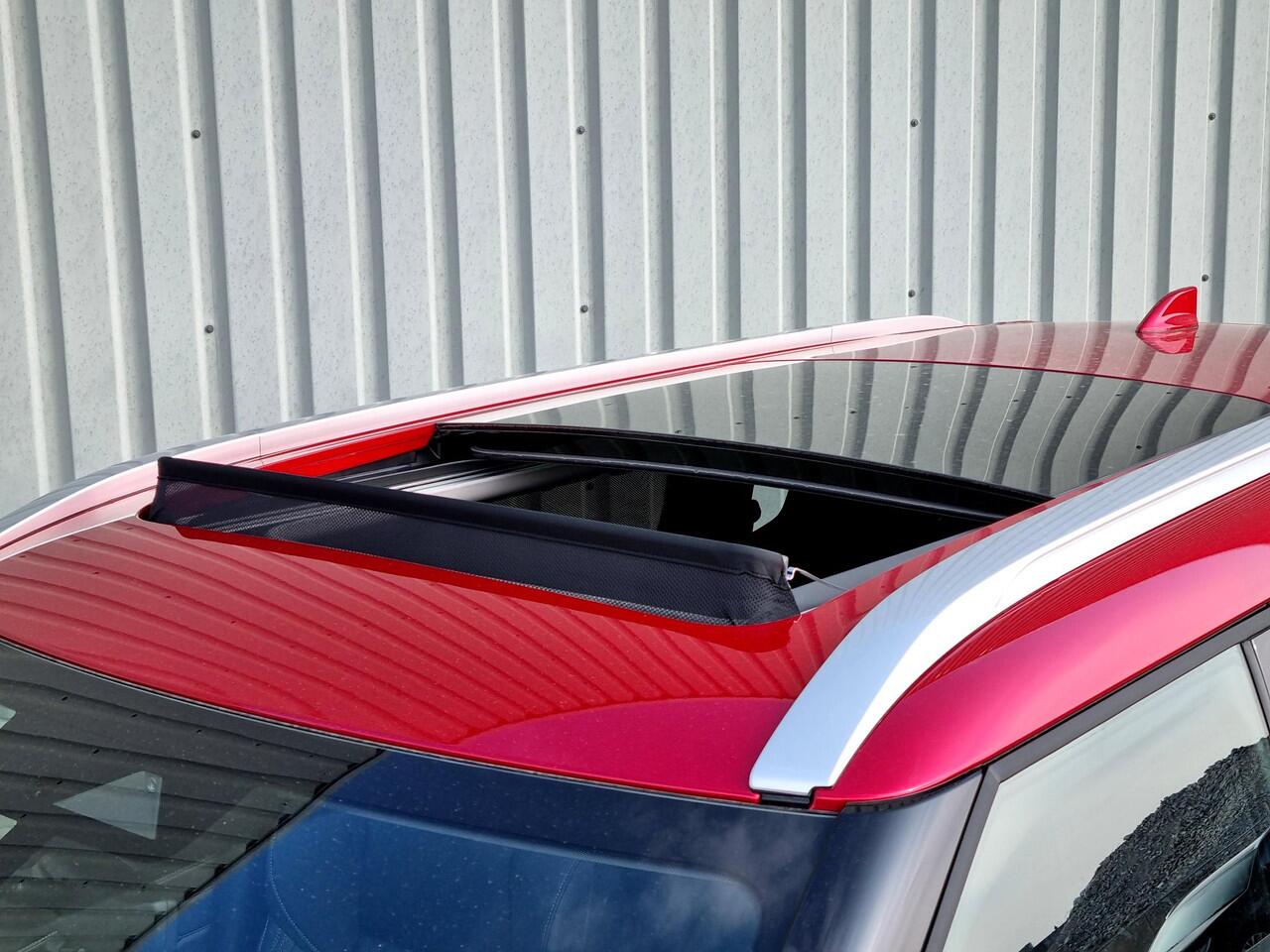 Mitsubishi OUTLANDER 2.4 PHEV Instyle / ¤4000,- Voordeel Op Nieuwprijs / Rijklaarprijs / Elektrische Range 86 KM WLTP / 1600 KG Trekgewicht / 8 Jaar fabrieksgarantie