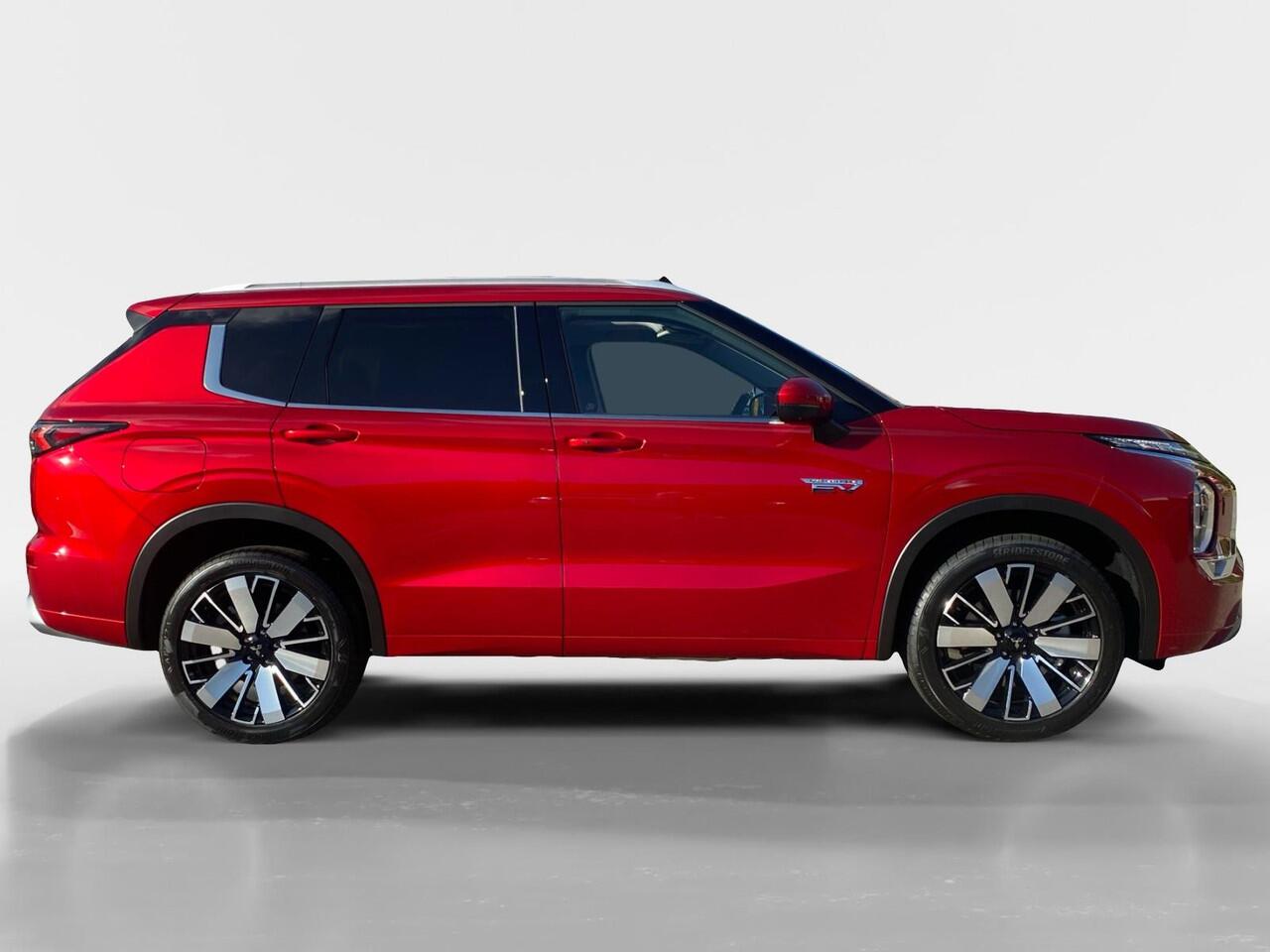 Mitsubishi OUTLANDER 2.4 PHEV Instyle | NIEUW MODEL | LEVERING 2025 | 5.000 EURO INTRODUCTIE KORTING| NU DIRECT LEVEBAAR |