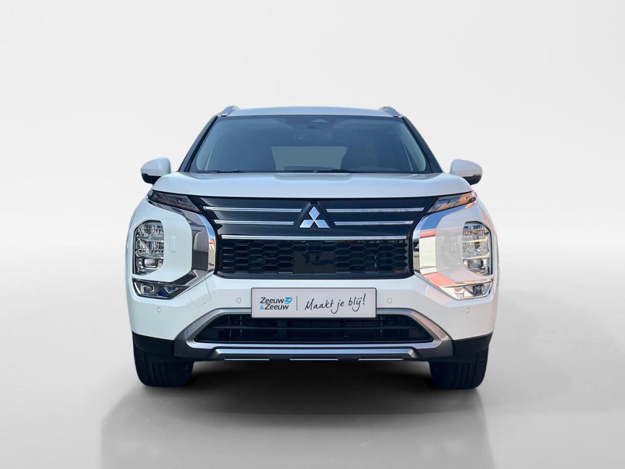 Mitsubishi OUTLANDER 2.4 PHEV First Edition |¤5.000,- VOORRAADKORTING| OP=OP| 8 Jaar garantie|