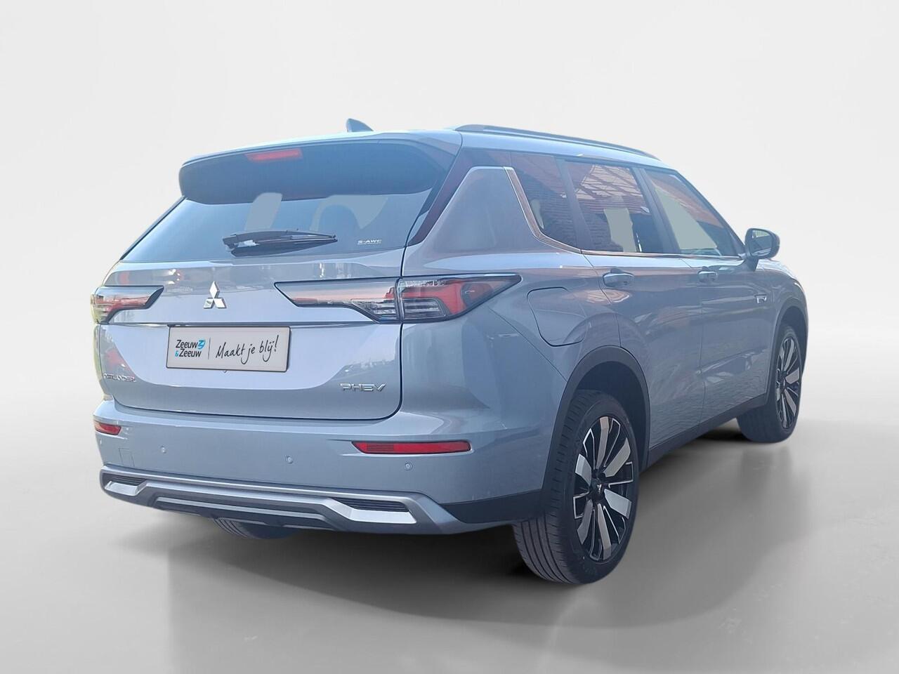 Mitsubishi OUTLANDER 2.4 PHEV First Edition |¤5.000,- VOORRAADKORTING| OP=OP| 8 Jaar garantie|