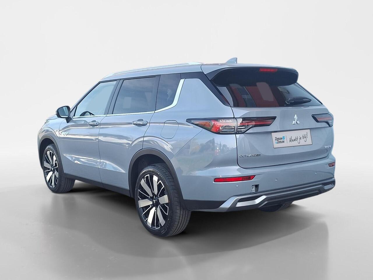 Mitsubishi OUTLANDER 2.4 PHEV First Edition |¤5.000,- VOORRAADKORTING| OP=OP| 8 Jaar garantie|