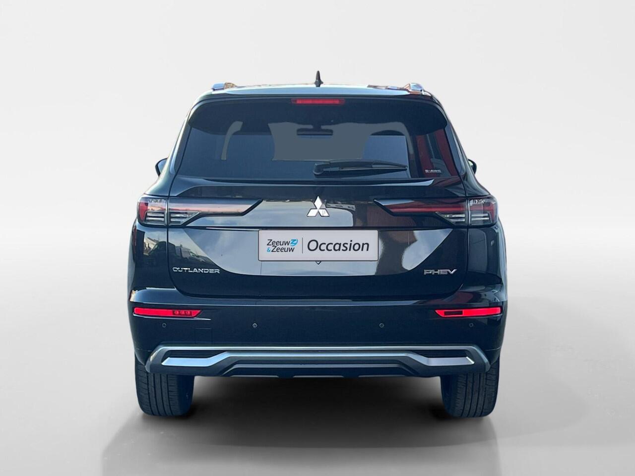 Mitsubishi OUTLANDER 2.4 PHEV Instyle |¤5.000,- Inroductiekorting | 8 Jaar garantie|