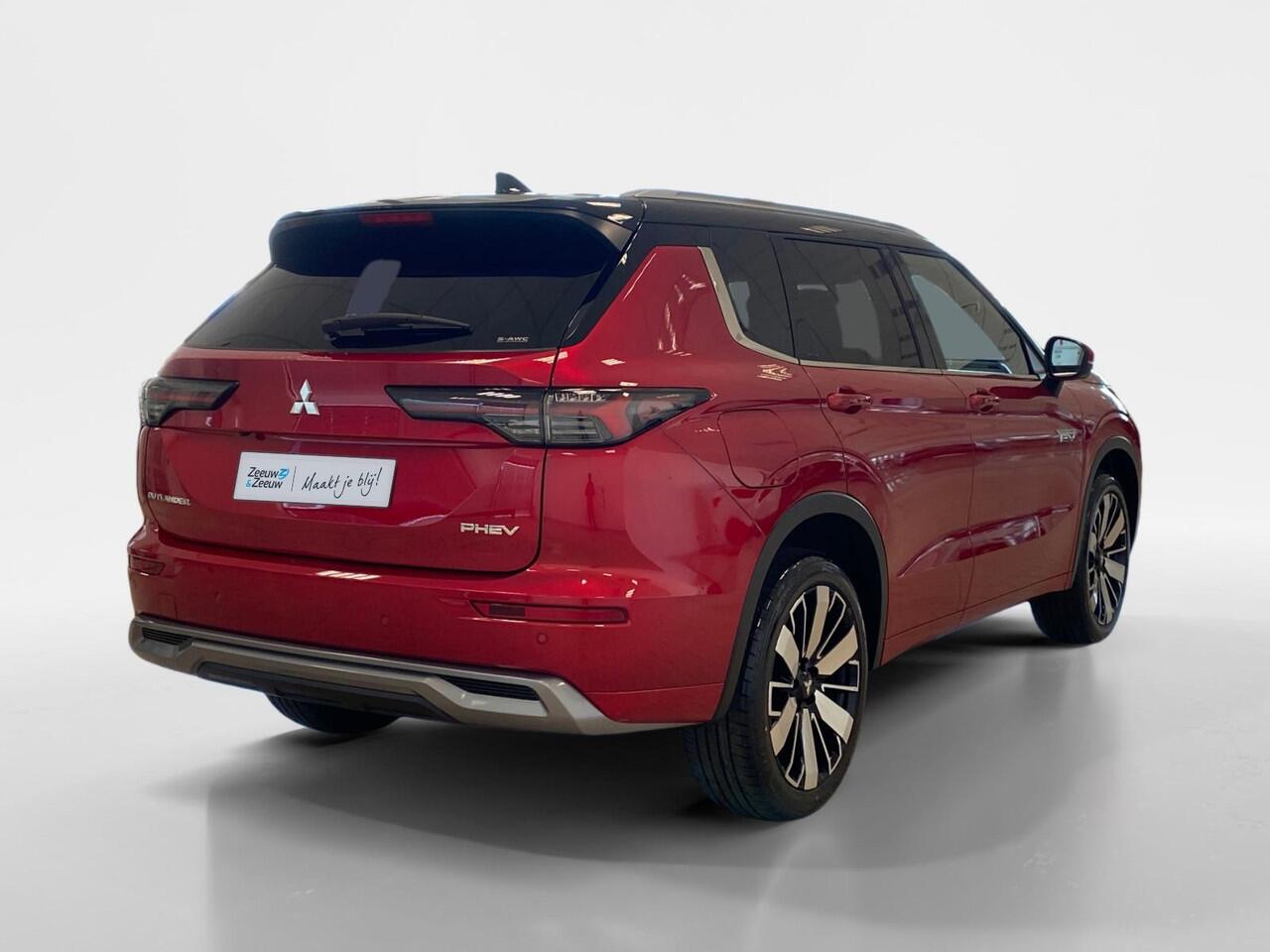 Mitsubishi OUTLANDER 2.4 PHEV | INSTYLE + | DIRECT LEVERBAAR| ZWART DAK | PRIJS INCL ¤5.000,- INTRODUCTIE KORTING |