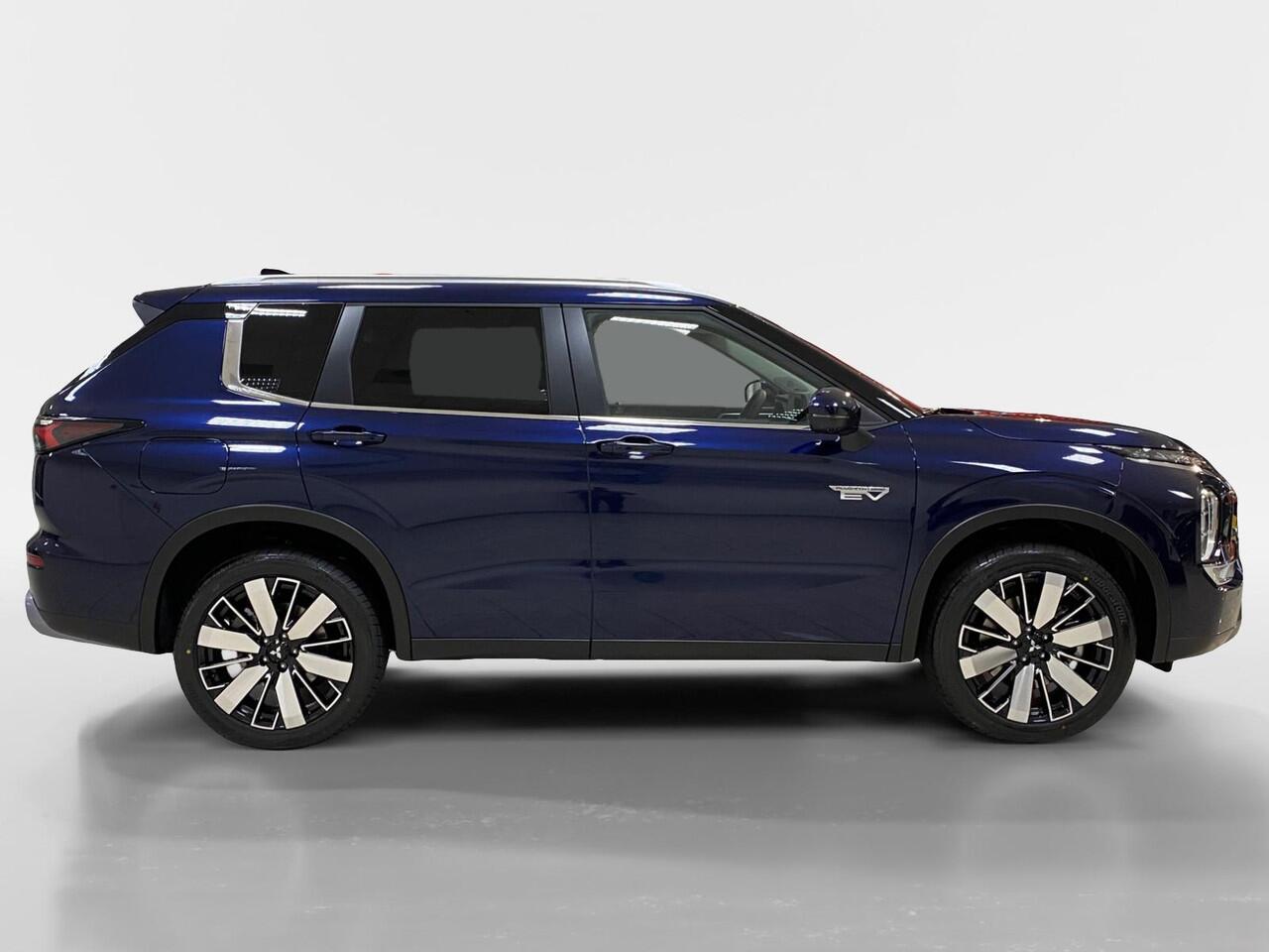 Mitsubishi OUTLANDER 2.4 PHEV | FIRST EDITION | DIRECT LEVERBAAR | PRIJS INCL ¤5.000,- INTRODUCTIE KORTING |