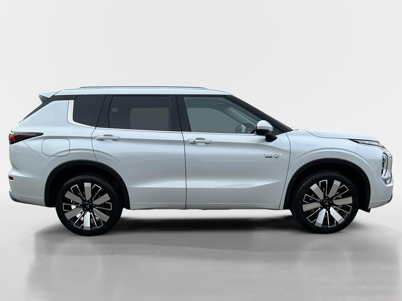 Mitsubishi OUTLANDER 2.4 PHEV Instyle | NIEUW MODEL | LEVERING 2025 | 5.000 EURO INTRODUCTIE KORTING| NU DIRECT LEVEBAAR |