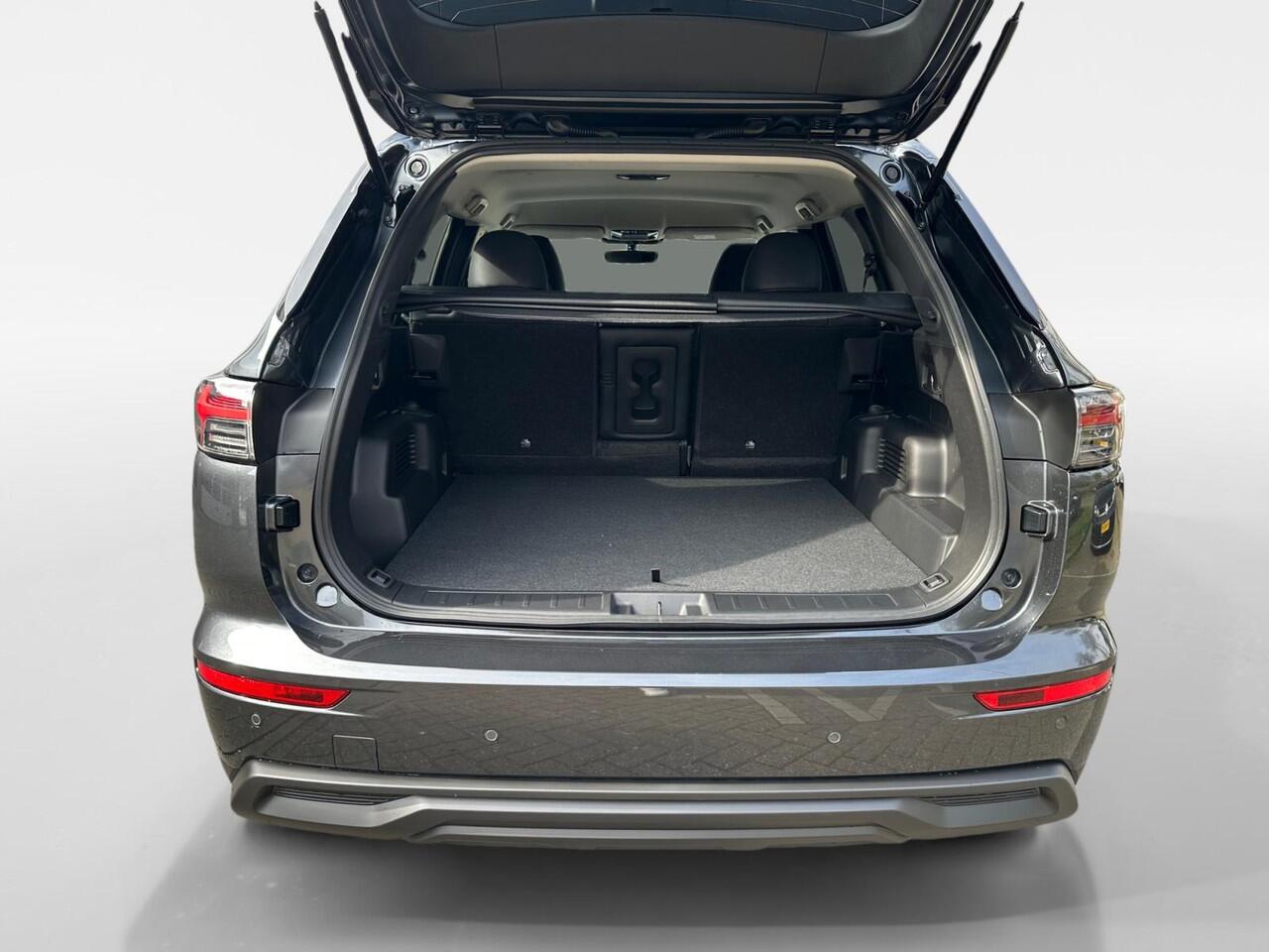 Mitsubishi OUTLANDER 2.4 PHEV Intense | NIEUW MODEL | LEVERING 2025 | 5.000 EURO INTRODUCTIE KORTING| NU DIRECT LEVERBAAR |