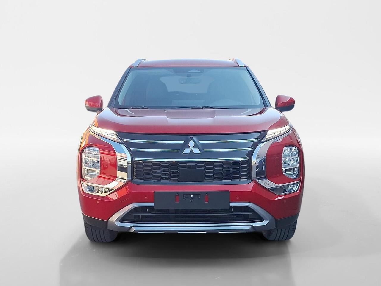 Mitsubishi OUTLANDER 2.4 PHEV First Edition |¤5.000,- VOORRAADKORTING| OP=OP| 8 Jaar garantie|