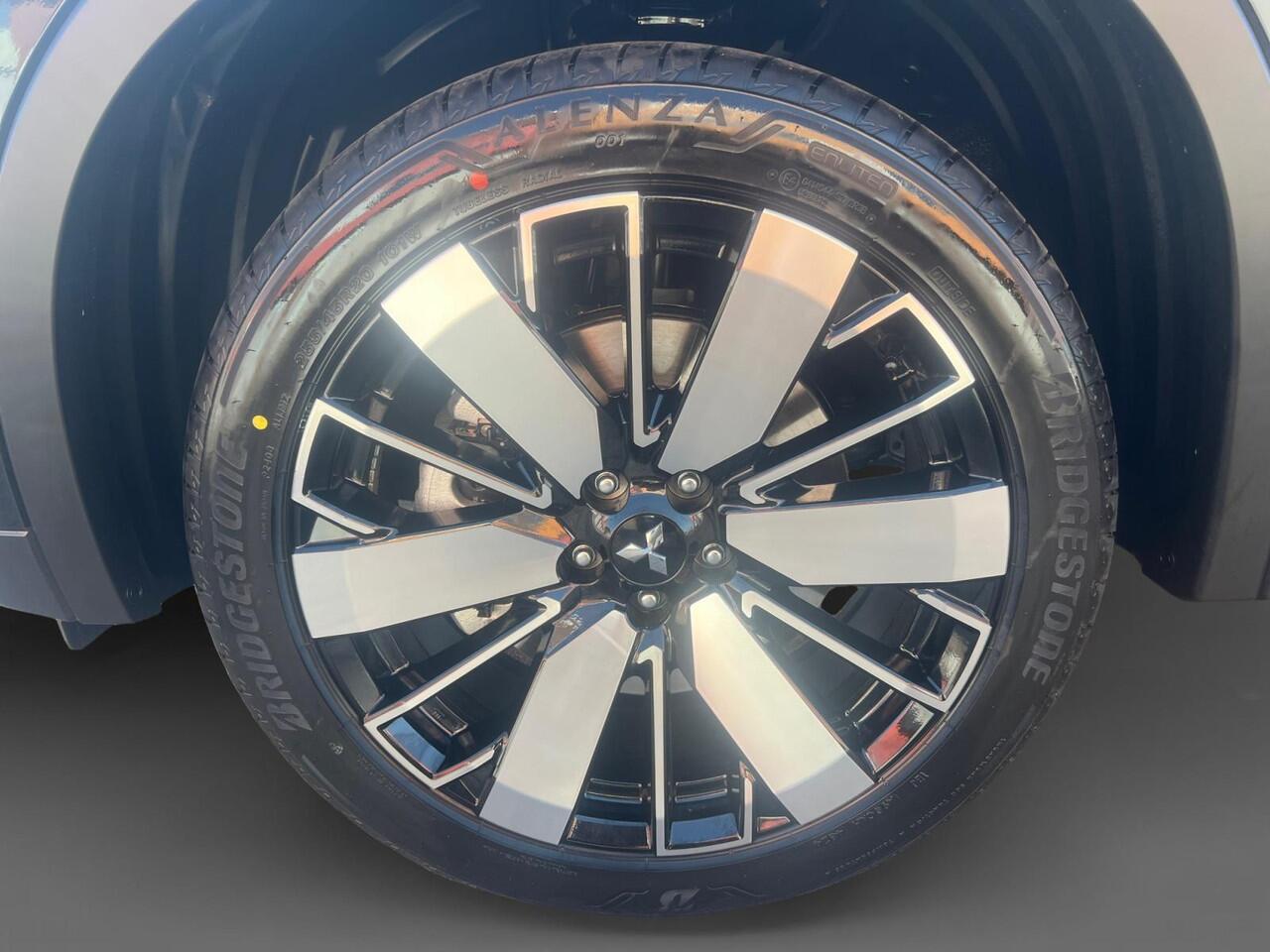 Mitsubishi OUTLANDER 2.4 PHEV First Edition |¤5.000,- VOORRAADKORTING| OP=OP| 8 Jaar garantie|