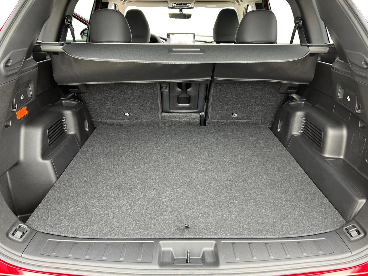 Mitsubishi OUTLANDER 2.4 PHEV First Edition | DIRECT LEVERBAAR | PRIJS INCL ¤5.000,- INTRODUCTIE KORTING |